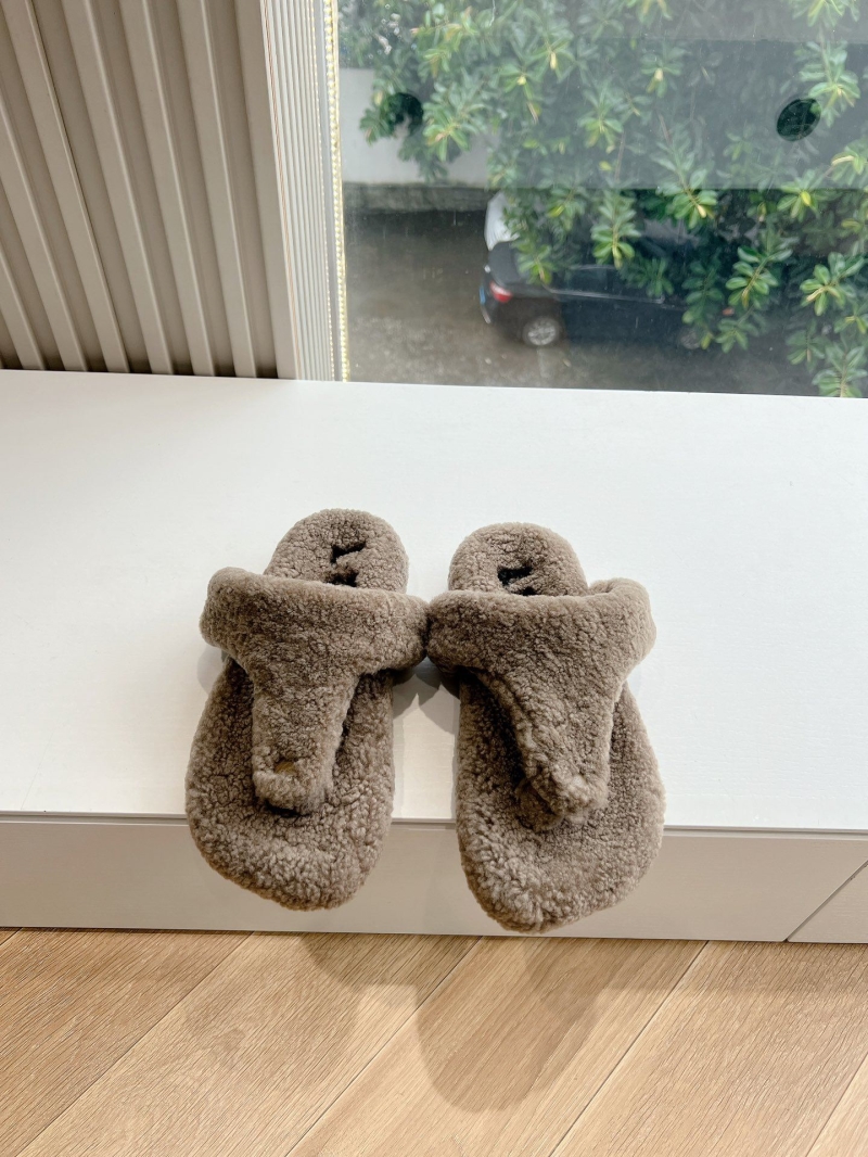 Loewe Slippers